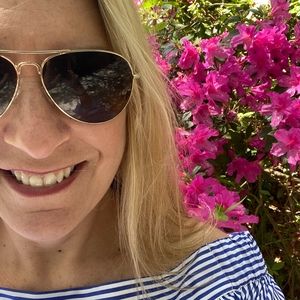 Meet your Posher, Georgia